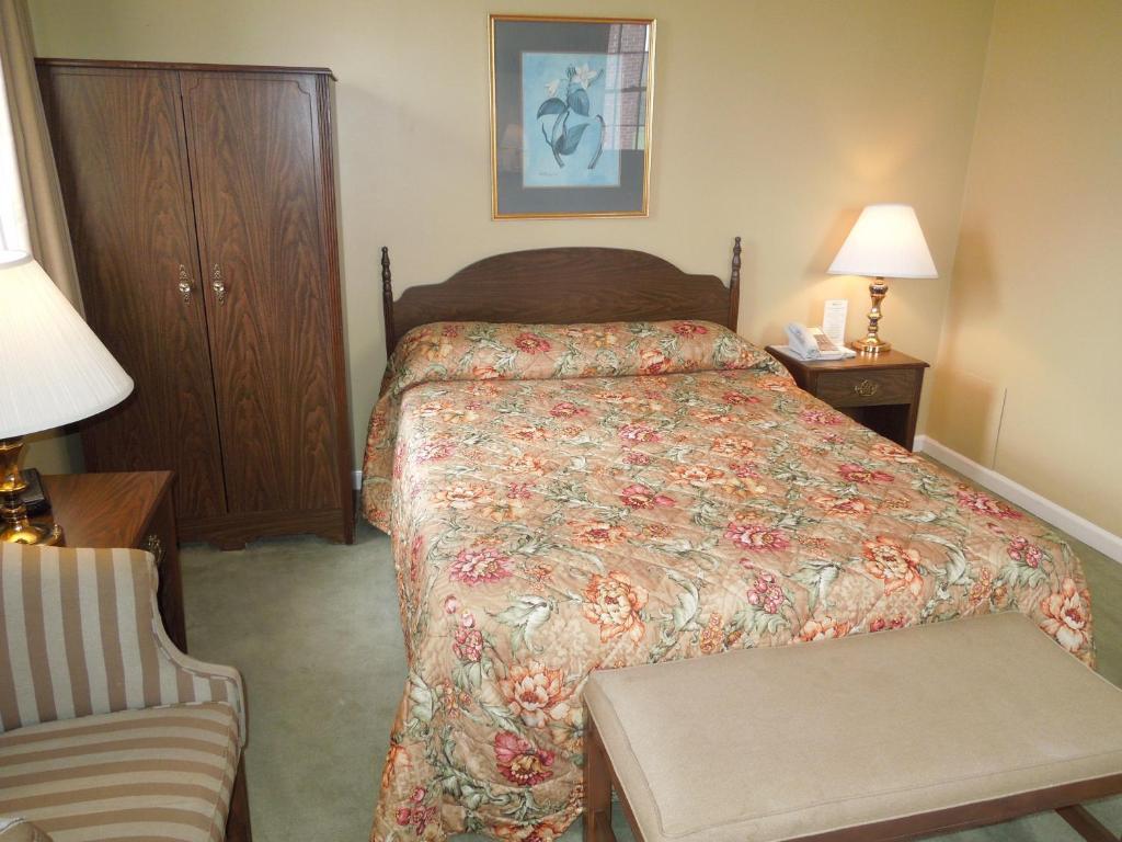 Bridges Guest Quarters Hotel Abbottstown Екстериор снимка