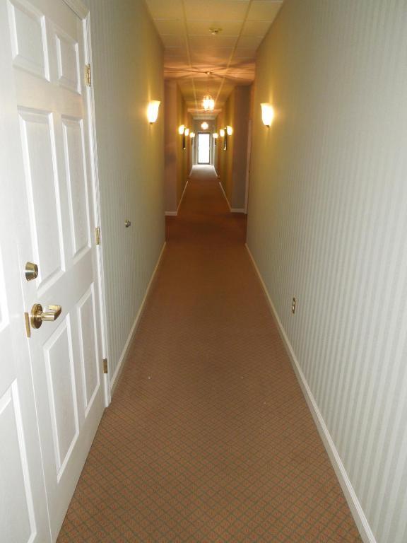 Bridges Guest Quarters Hotel Abbottstown Екстериор снимка