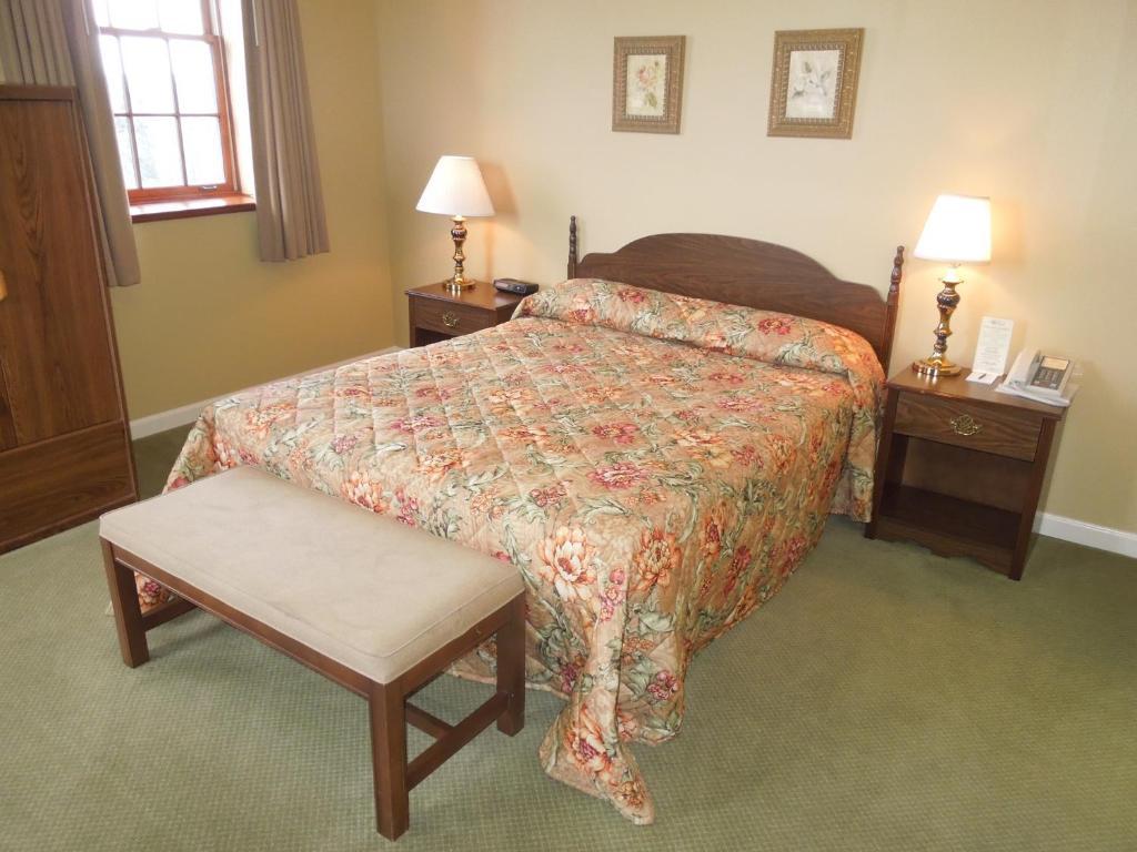 Bridges Guest Quarters Hotel Abbottstown Екстериор снимка