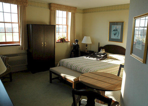 Bridges Guest Quarters Hotel Abbottstown Екстериор снимка